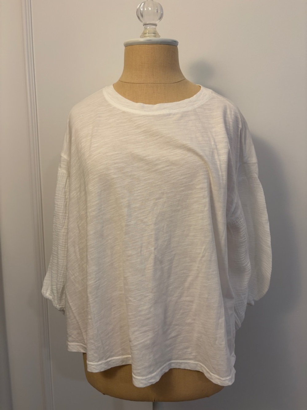 Anthro Velvet by Graham & Spencer Margot White Slub Tee with Gauze Sleeve, S,nwt